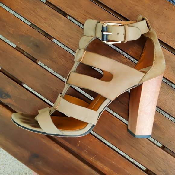 Dolce Vita Heels - Picture 4 of 4